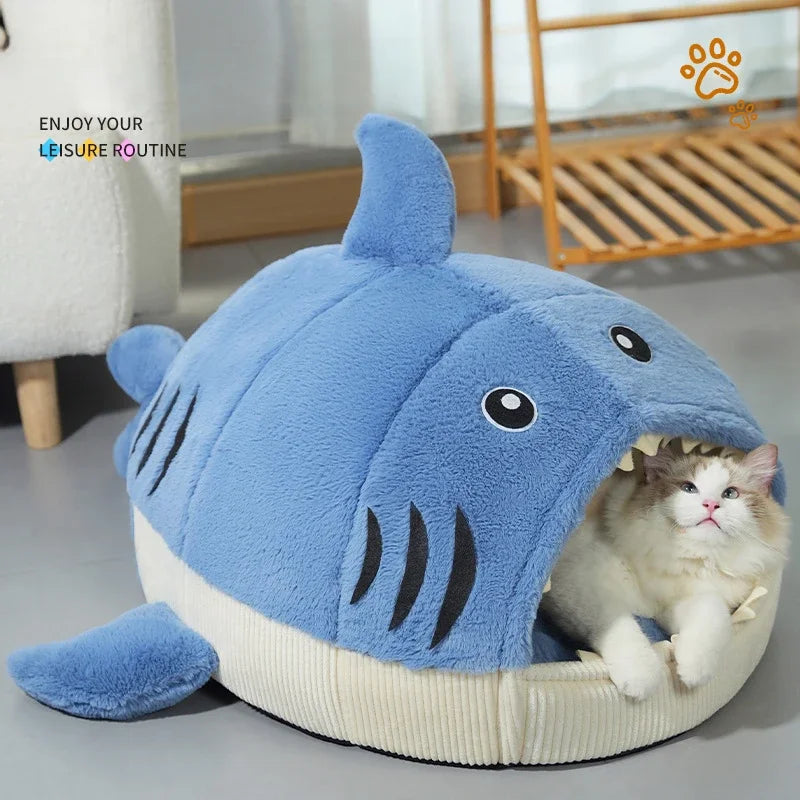 Shark Cave Cat Bed – Warm Semi-Enclosed Pet Hideaway for Cats & Small Dogs